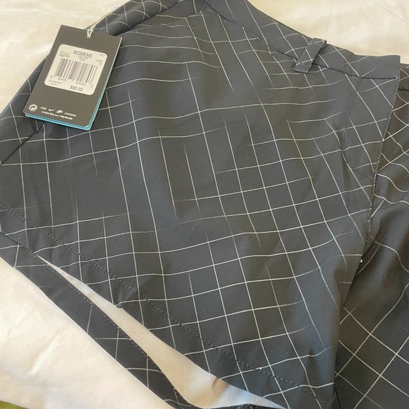 NWT - Black Nike Dri Fit Golf Shorts - Picture 4 of 6